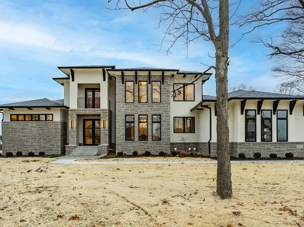 4094 Chapel Hill Ct, Bargersville, IN 46106