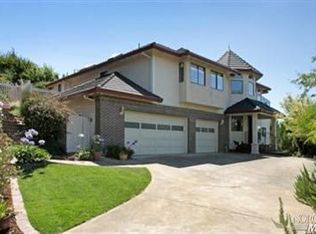 1004 E Sunnyslope Rd, Petaluma, CA 94952