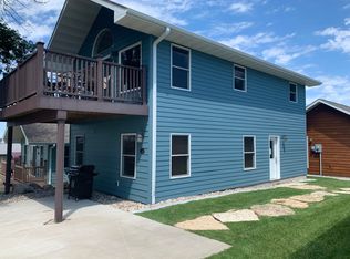 126 S Lake Dr, Arlington, SD 57212