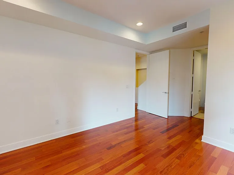 141 Orange Ave #306 — Photo 15