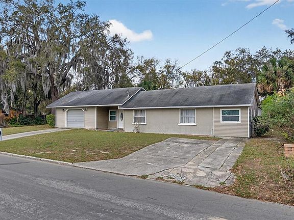 4th image of 1109 E 8th Ave