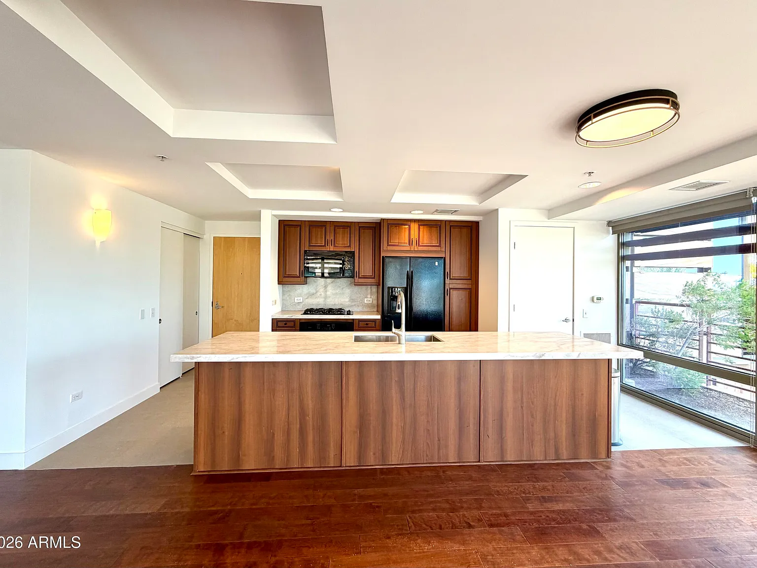 2 bed, 2.0 bath, 1389 sqft, $3,600 — Photo 2