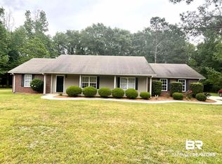 213 Edgewood Ct, Atmore, AL 36502
