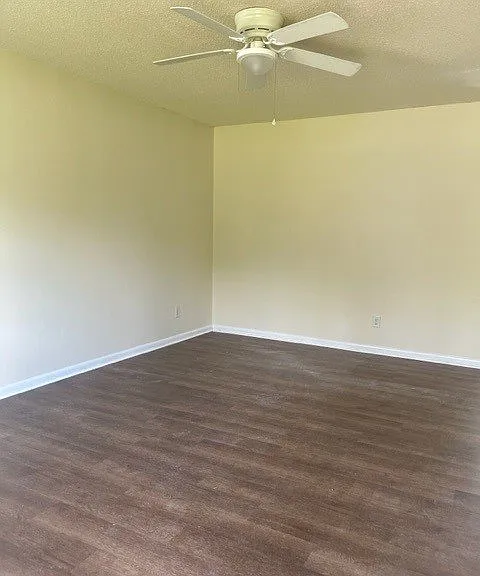 222 Pointe South Dr — Photo 4