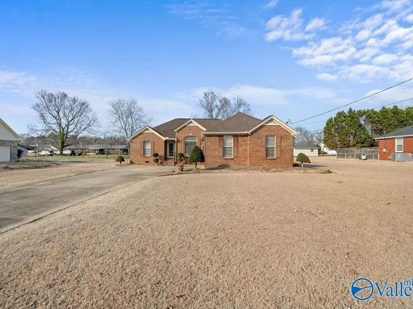 1312 Burger Cir, Gadsden, AL 35903