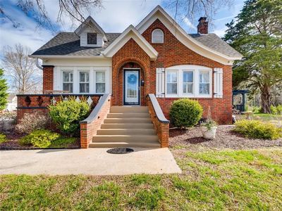 415 Dahlonega St, Cumming, GA, 30040