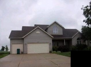 316 W Ashton Dr, Maple Park, IL 60151