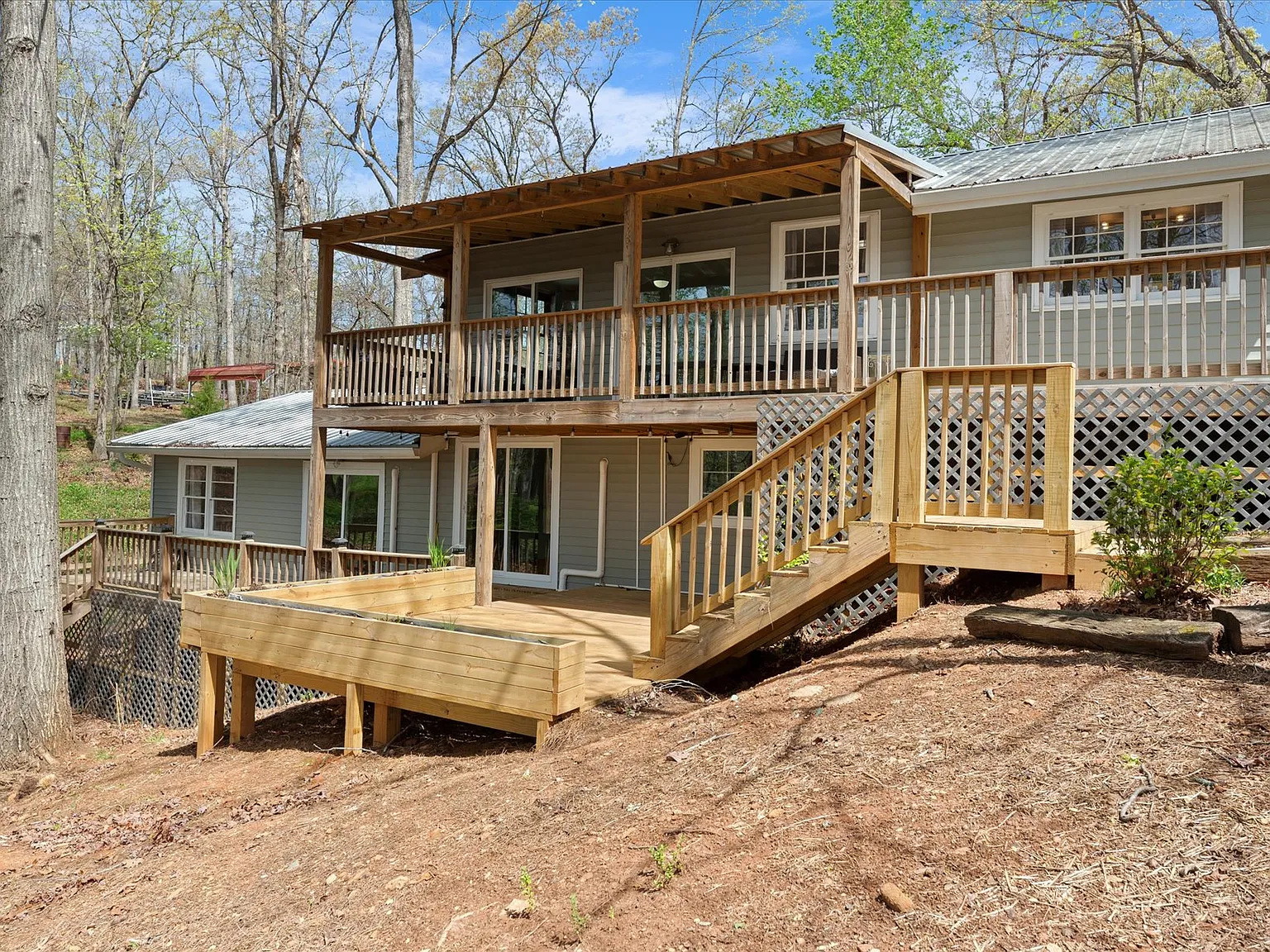 117 Woods Ln — Photo 4