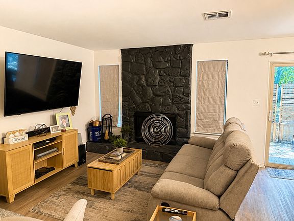 4th image of 7234 Dogwood Terrace Dr #B