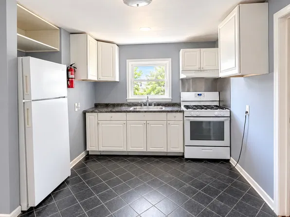 700 N 5th St, Newark, NJ