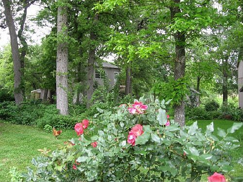 Detached garage with upstairs apartment