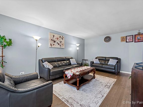 2nd image of 4953 N Oketo Ave