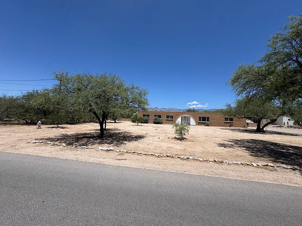 1st image of 9001 E Bears Path Rd