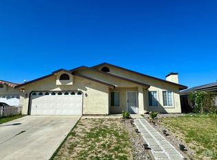 236 Trevino Ter, Shafter, CA 93263