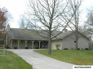 206 Spring Creek Ln, Hampton, IA 50441