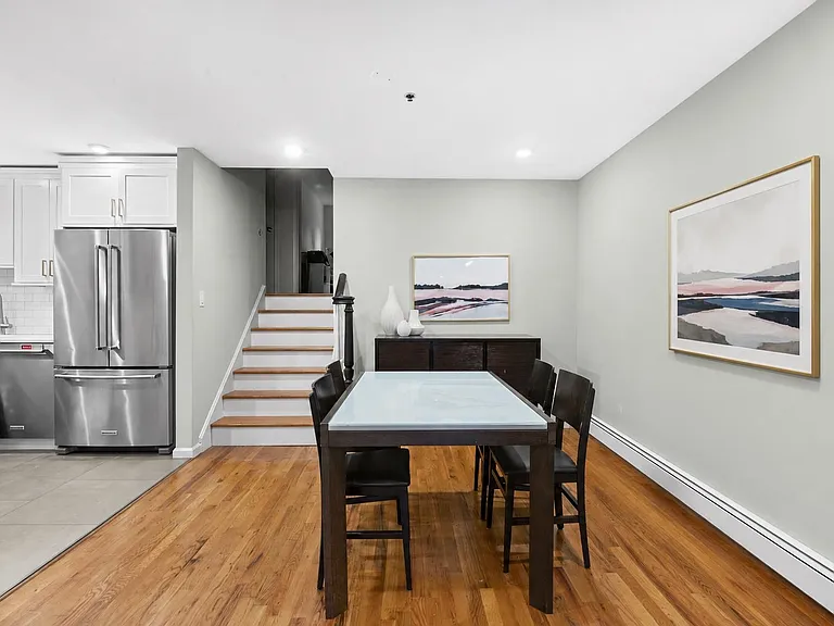 613 Madison St #B — Photo 12