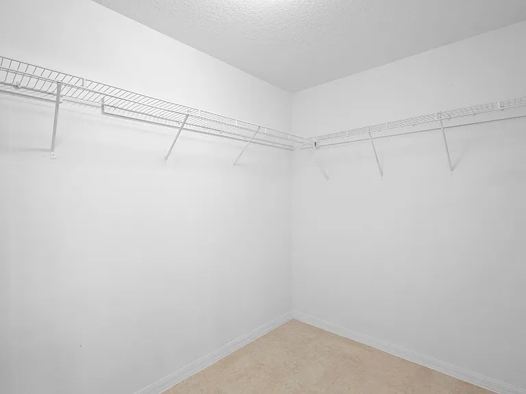 1911 Colonial Woods Blvd — Photo 24