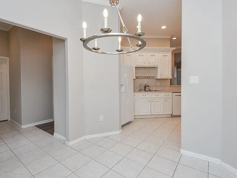 11102 Waxwing St — Photo 5
