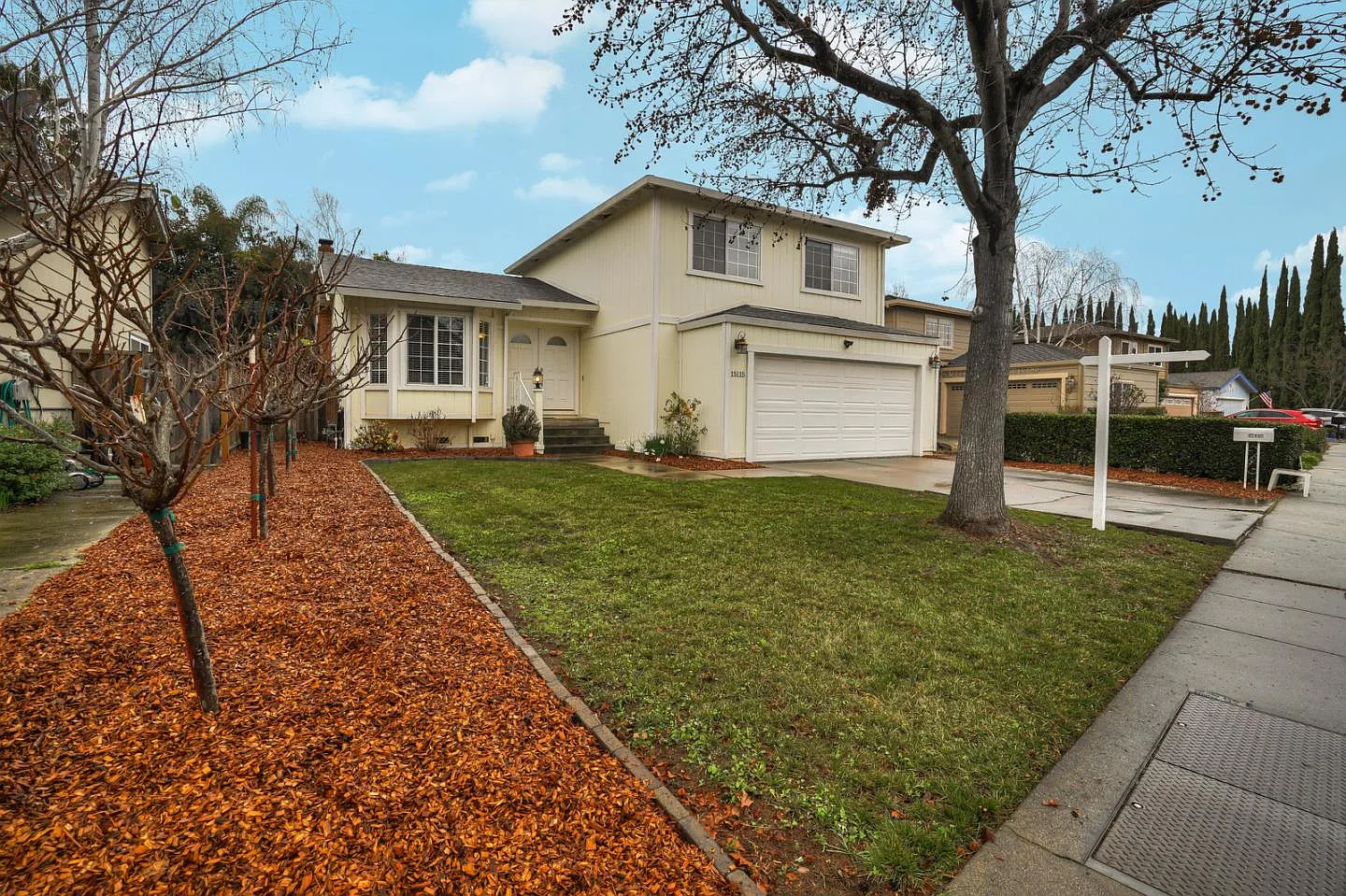 15115 Venetian Way photo 1