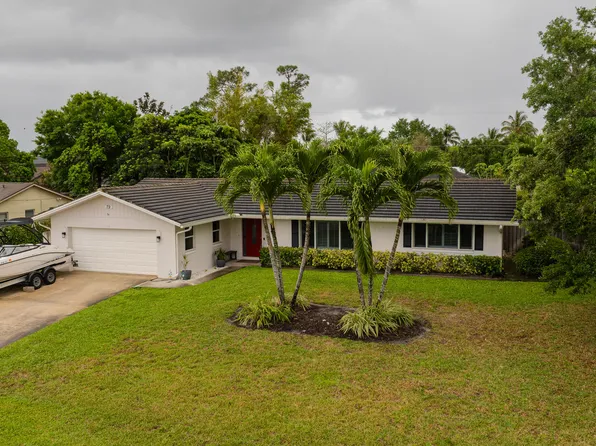 79 W Rubber Tree Drive, Greenacres, FL 33467