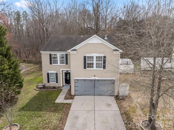 4208 Shasta Cir, Clover, SC 29710