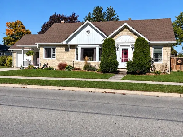 56 Sanders St E, South Huron, ON N0M 1S6