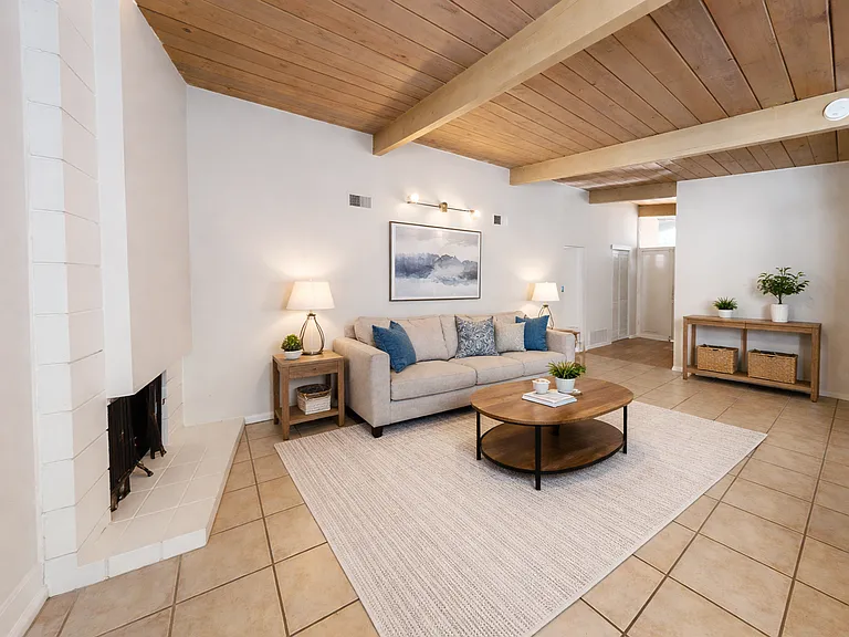 5075 Chaparral Way — Photo 5