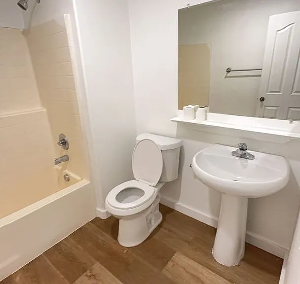 209 E. Grace St — Photo 21