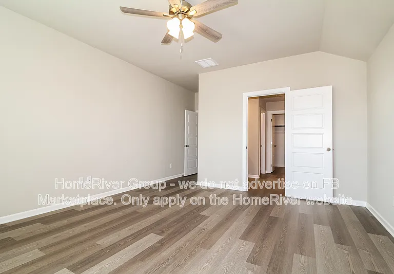 10504 SW 41st St — Photo 8