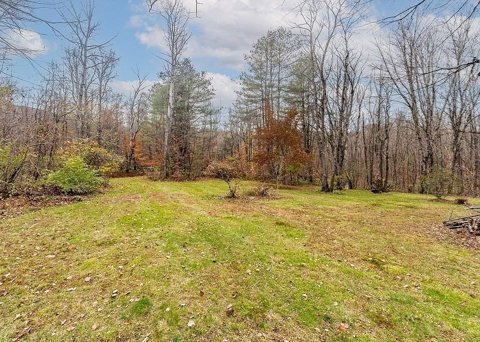 979 Bay Rd, Amherst, MA 01002 Zillow