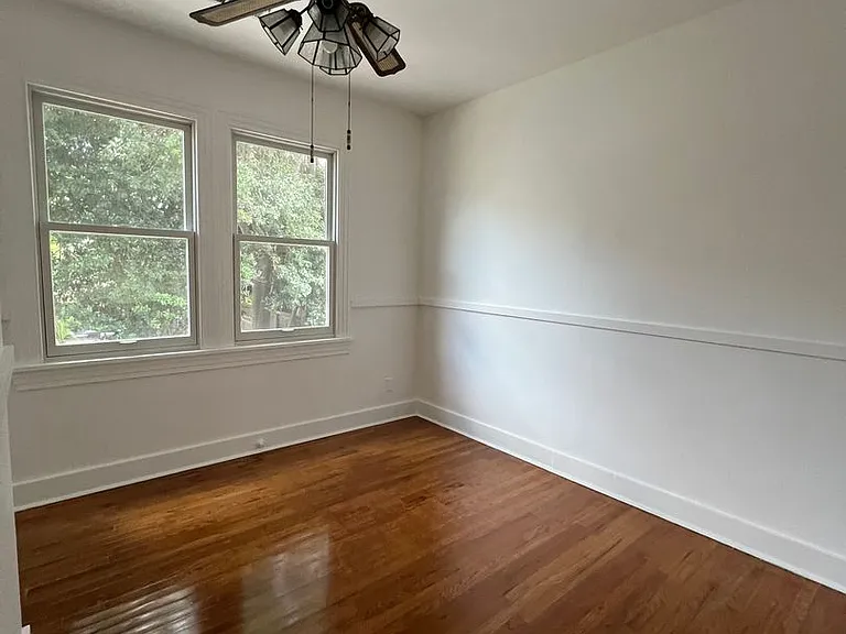 Newly Renovated 3 Bed, 2 Bath Near Campus — Photo 6