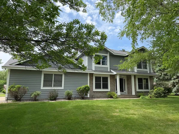 2721 Meadowrose Blvd, Saint Cloud, MN 56301