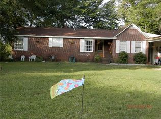 289 Orlando Dr, Toccoa, GA 30577