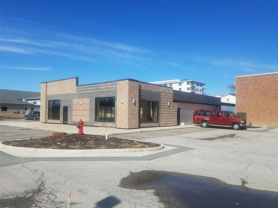 1st image of 1701 2nd St