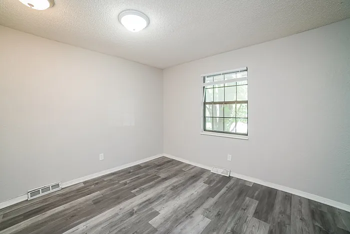1612 N Belvidere Ave — Photo 7