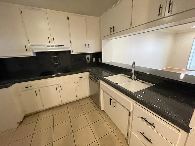 833 S Bedford St #102 — Photo 8