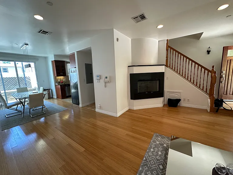 270 E Glenarm St #104 — Photo 6