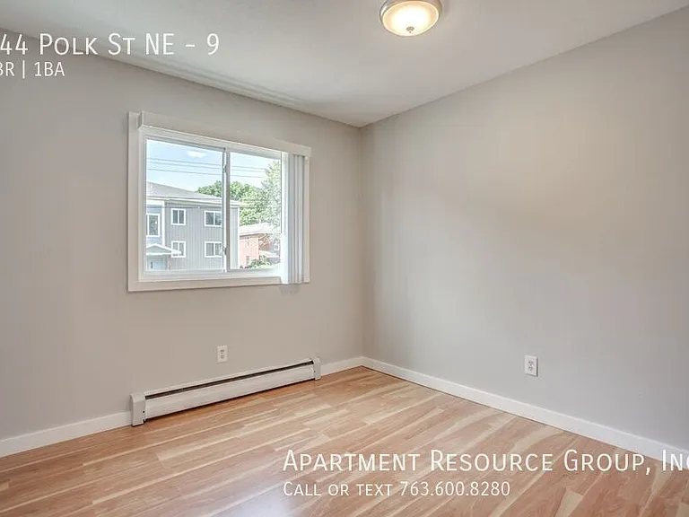 744 Polk St NE #9 — Photo 17