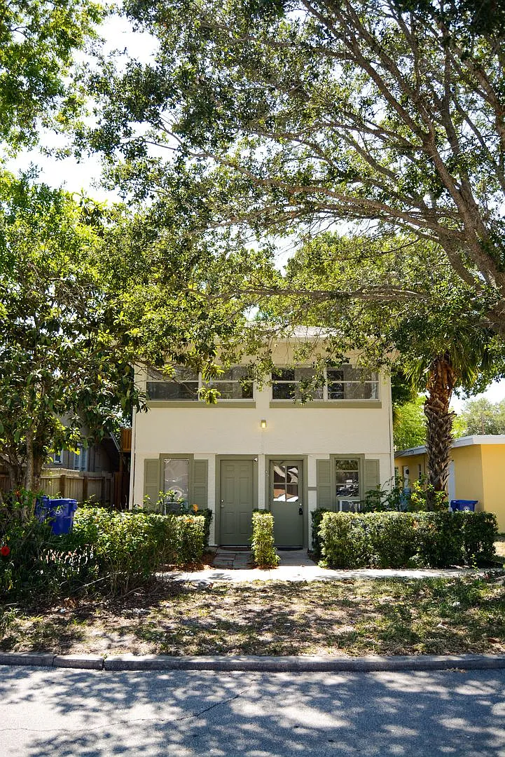 1921 15th Ave — Photo 3