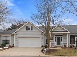 6701 Earnhardt Dr, Greensboro, NC 27410