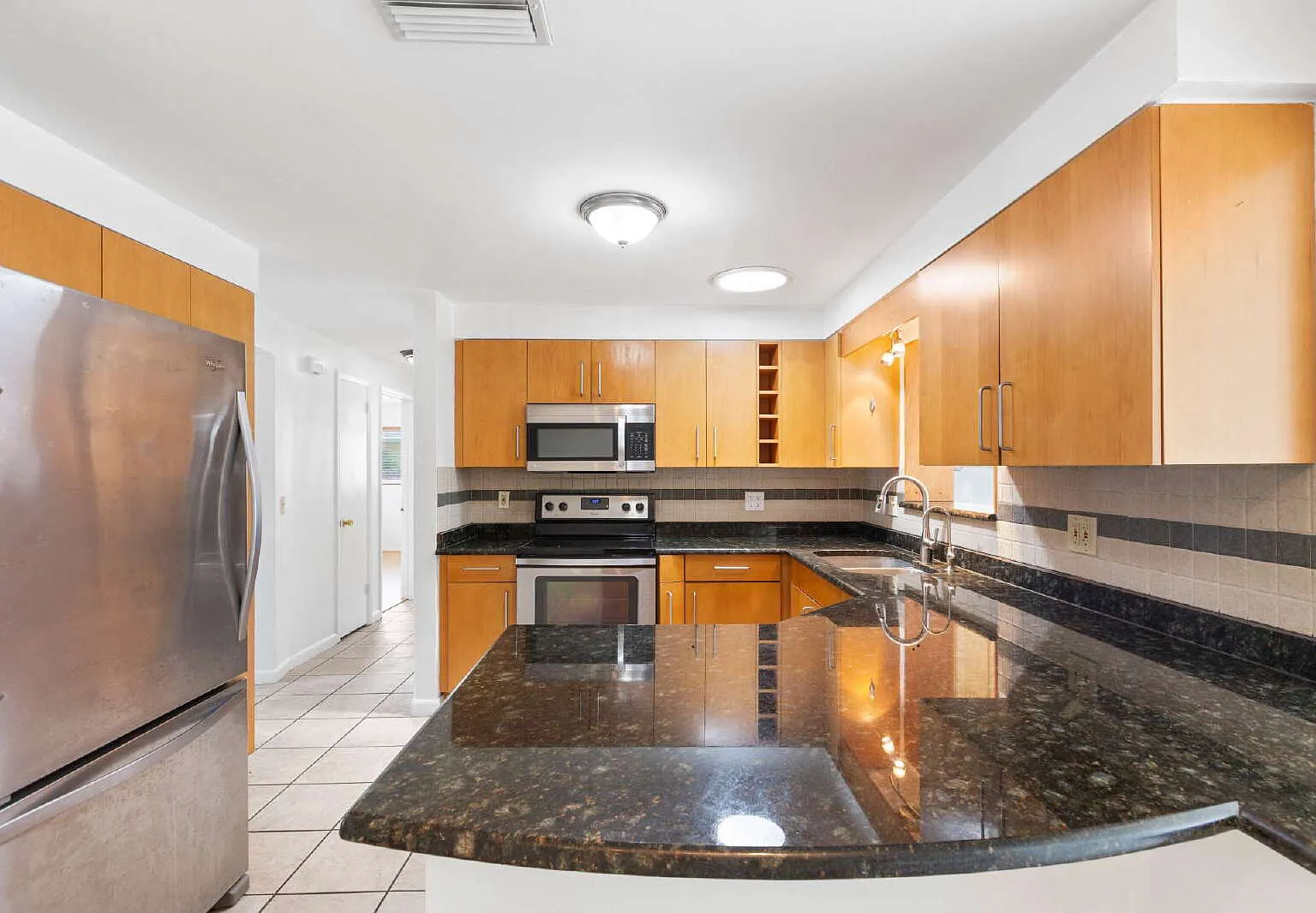 3 bed, 2.0 bath, 1531 sqft, $2,800 — Photo 3