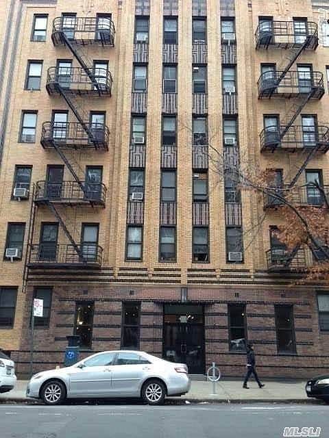 1st image of 13333 Sanford Ave