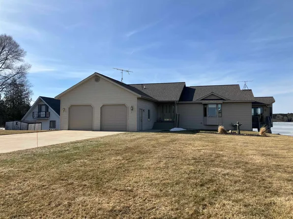 4375 Pleasantview Dr, Gladwin, MI 48624