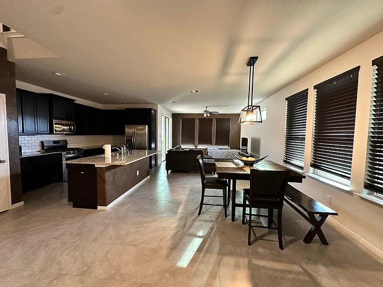 3322 Harvest Meadow Ln — Photo 5