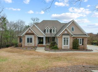 107 Spinnaker Bay Ln, Clover, SC 29710