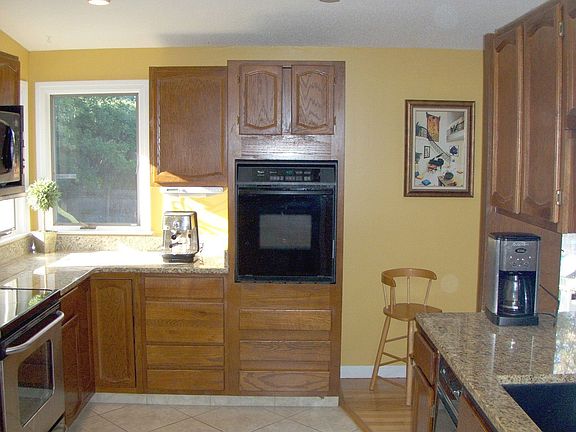Kitchen, Bright and Open
