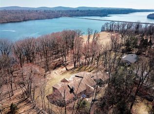 72 Ridge Rd, New City, NY 10956