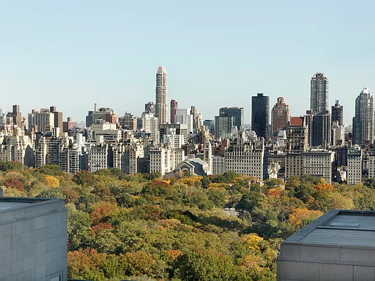 Rented by Sotheby's International Realty | media 29