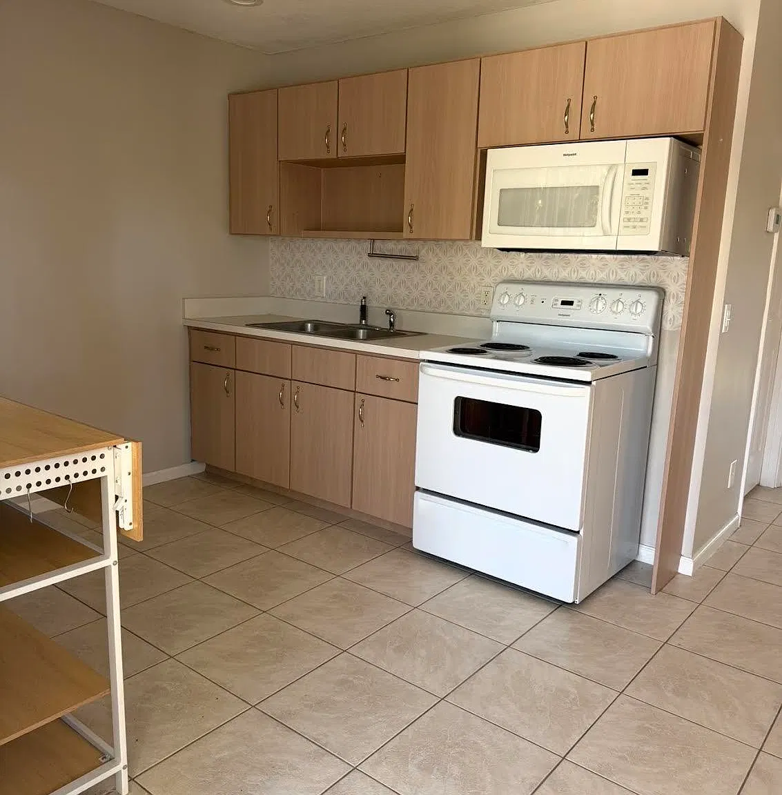 1 bed, 1.0 bath, 675 sqft, $1,700 — Photo 3