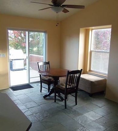 4th image of 633 Golden Hills Dr